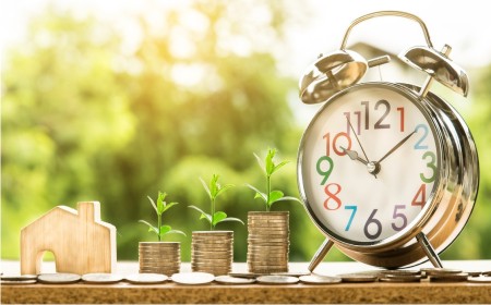 Read more about the article How To Start Your Own Real Estate Business