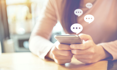 Read more about the article Texting Etiquette For Successful Dating